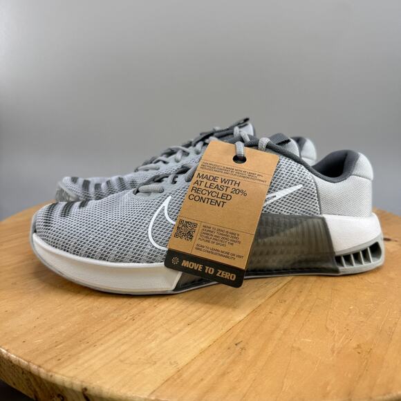 Nike Metcon 9 Mens Size 8 Training Gym Shoes Light Grey Crossfit DZ2617-002 NEW - Picture 3 of 9